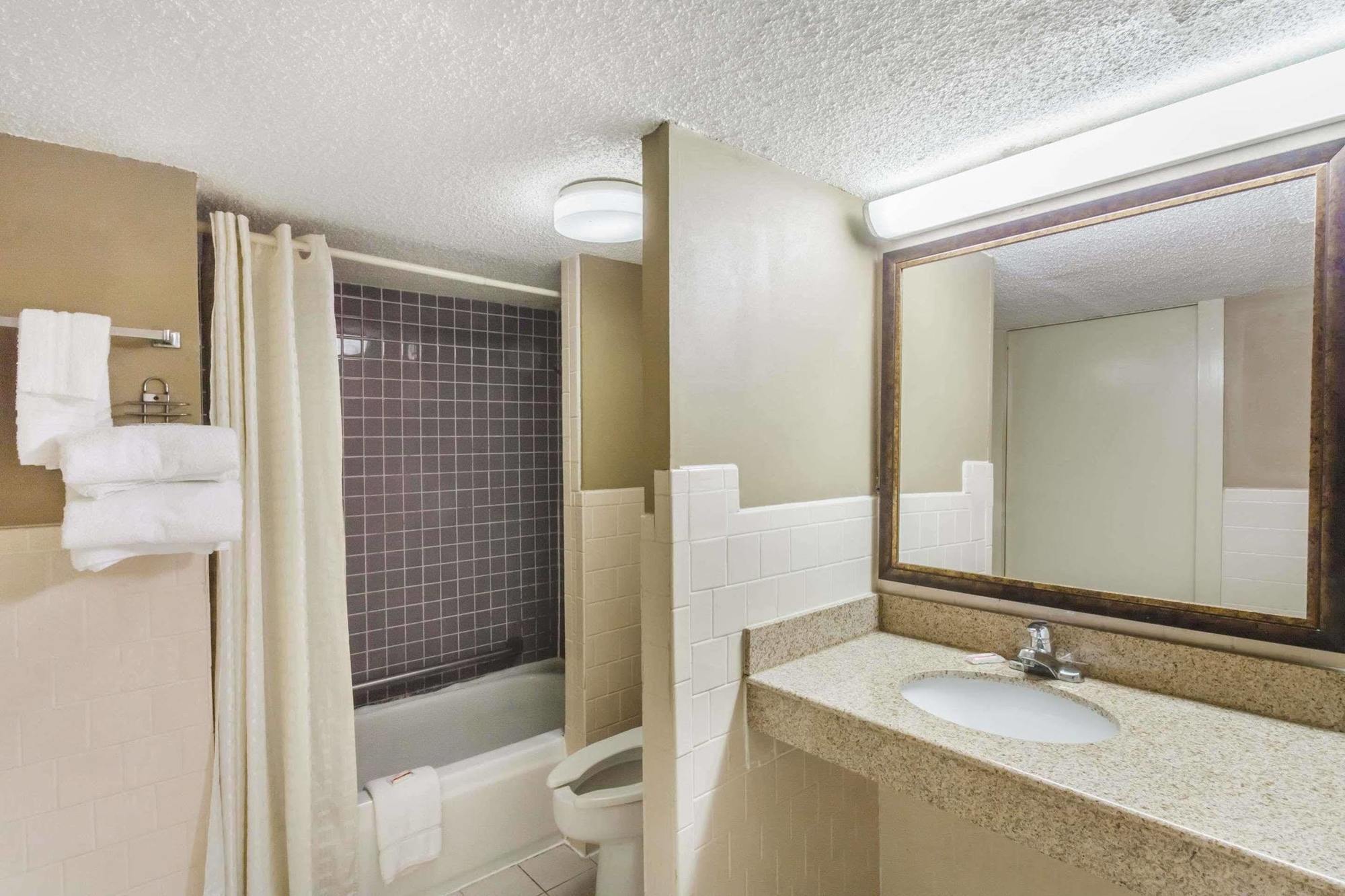 Knights Inn Lebanon Esterno foto